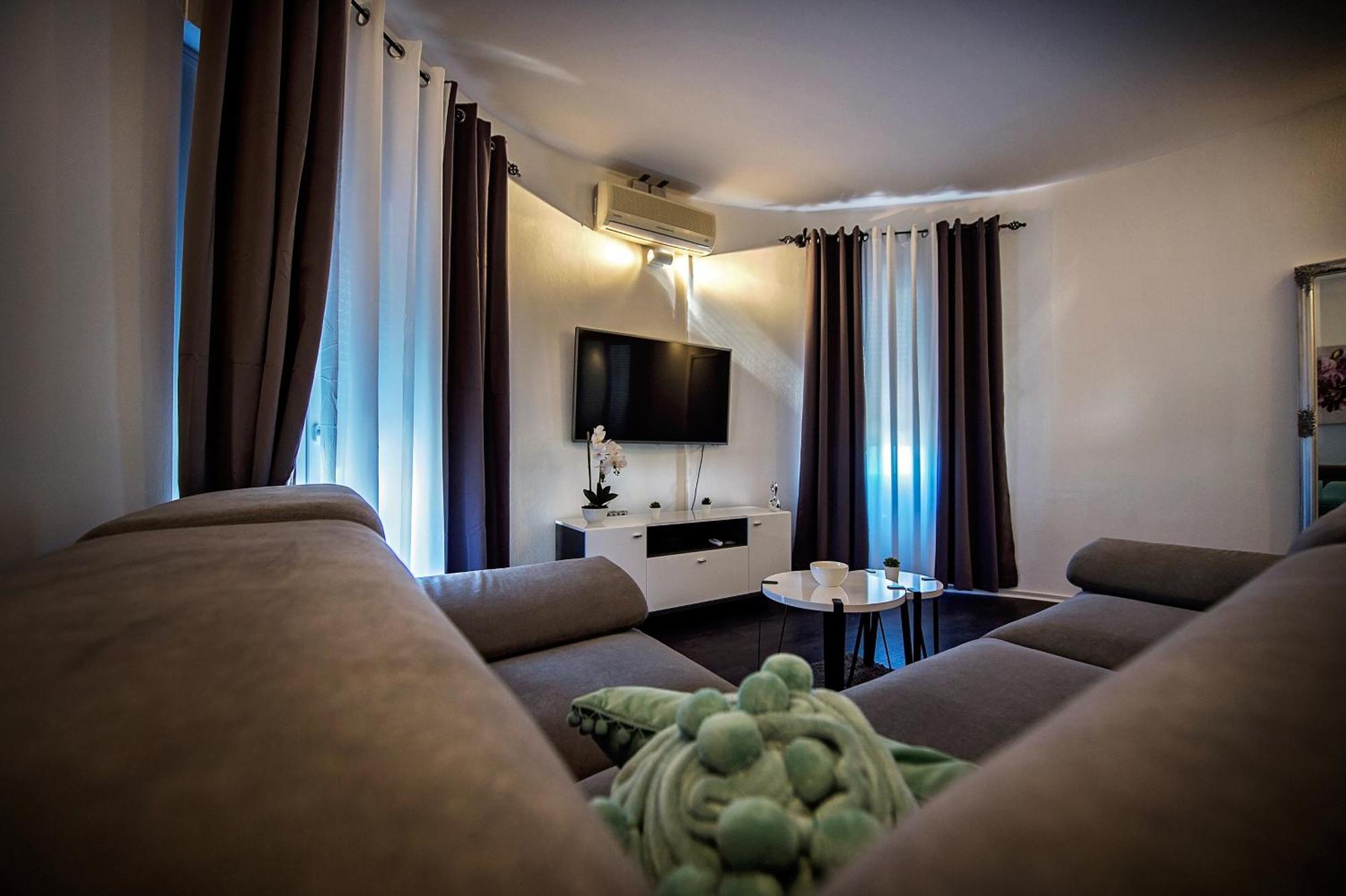 Seaside Apartments With A Swimming Pool Zecevo Rtic, Rogoznica - 8366 部屋 写真